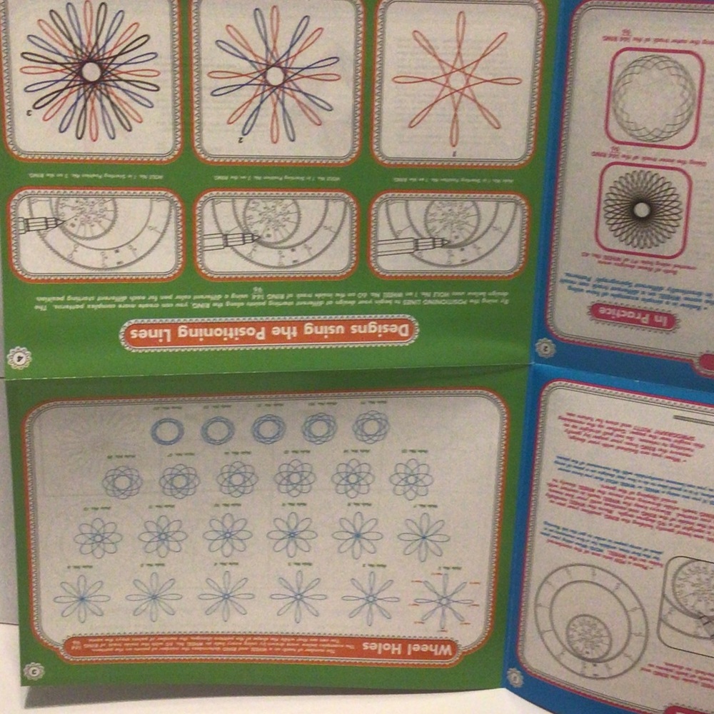 Spirograph Design Set - Picture 5 of 8